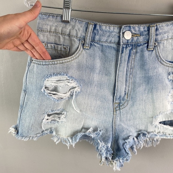 BDG Super High Rise Cheeky Distressed Booty Shorts Size 29 - Picture 5 of 12